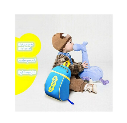 El niño azul del neopreno impermeable personalizó las mochilas para los muchachos/las muchachas
