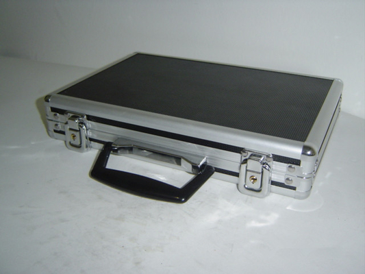 Caja de aluminio de la carretilla del panel portátil del PVC con la grabación en relieve/impresión del logotipo
